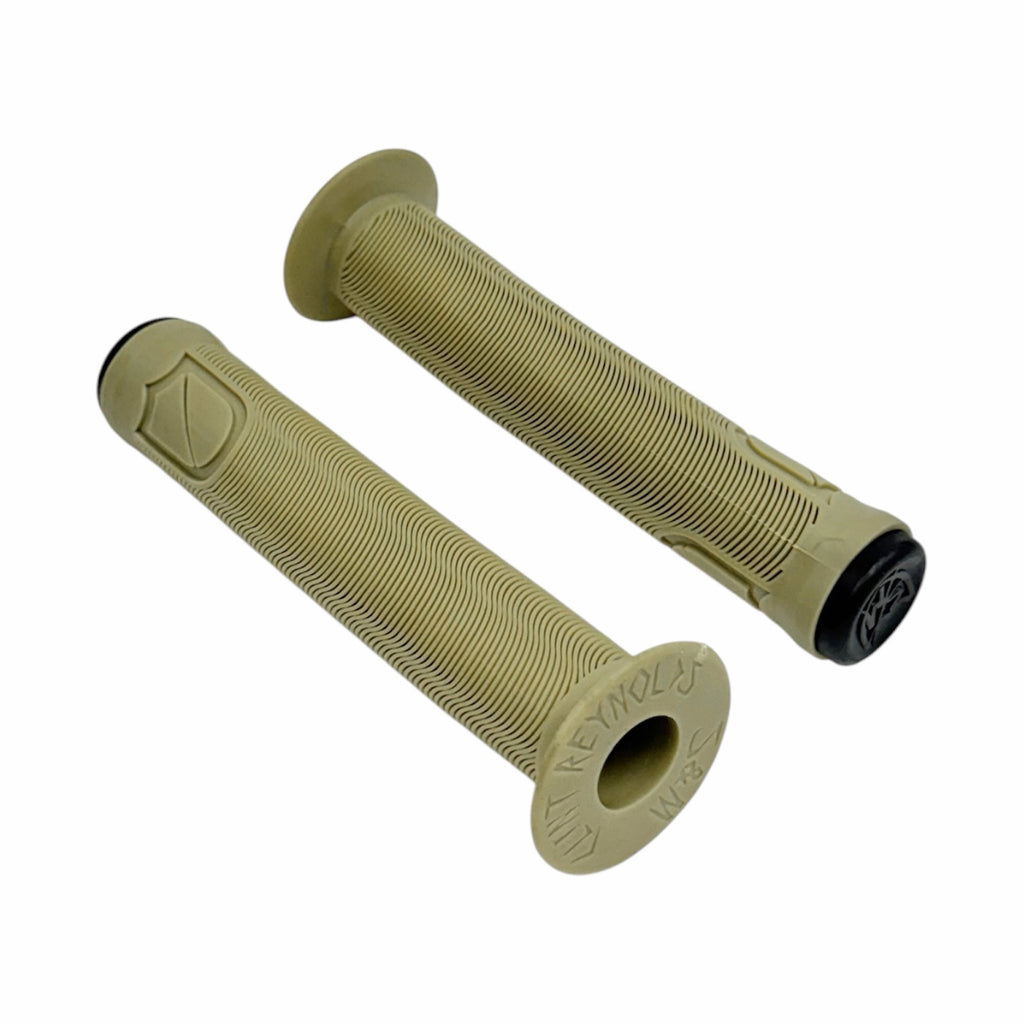 S&M Clint Reynolds Signature Grip