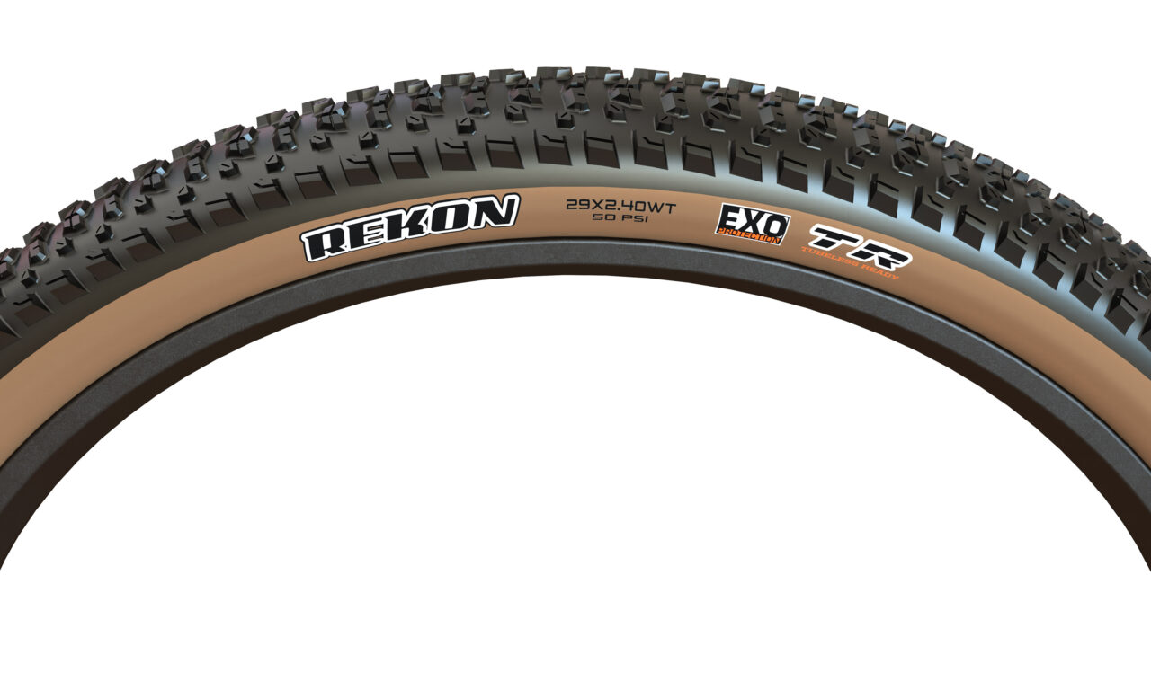 Maxxis Rekon Tire