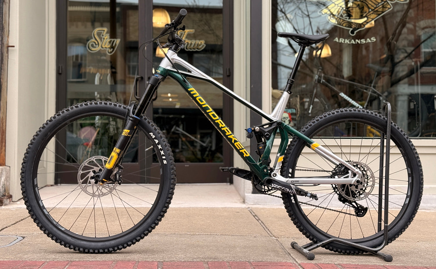 Mondraker Superfoxy R British Racing Green