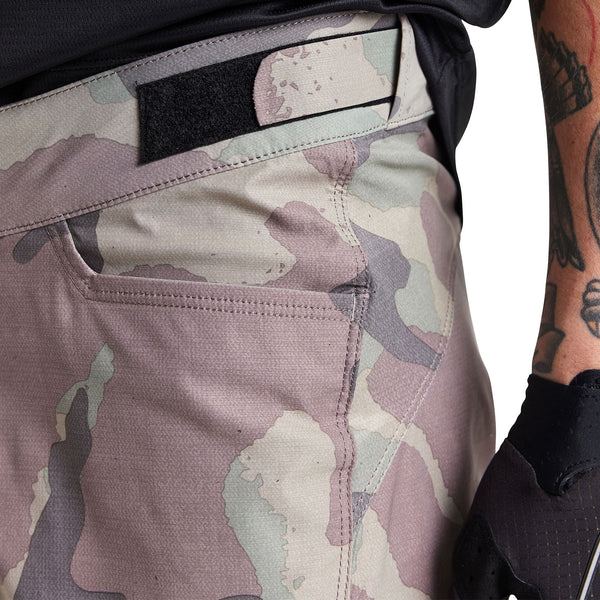 TLD Flowline Short - Camo Woodland