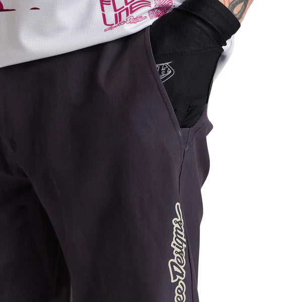 TLD Flowline Superlyte Short